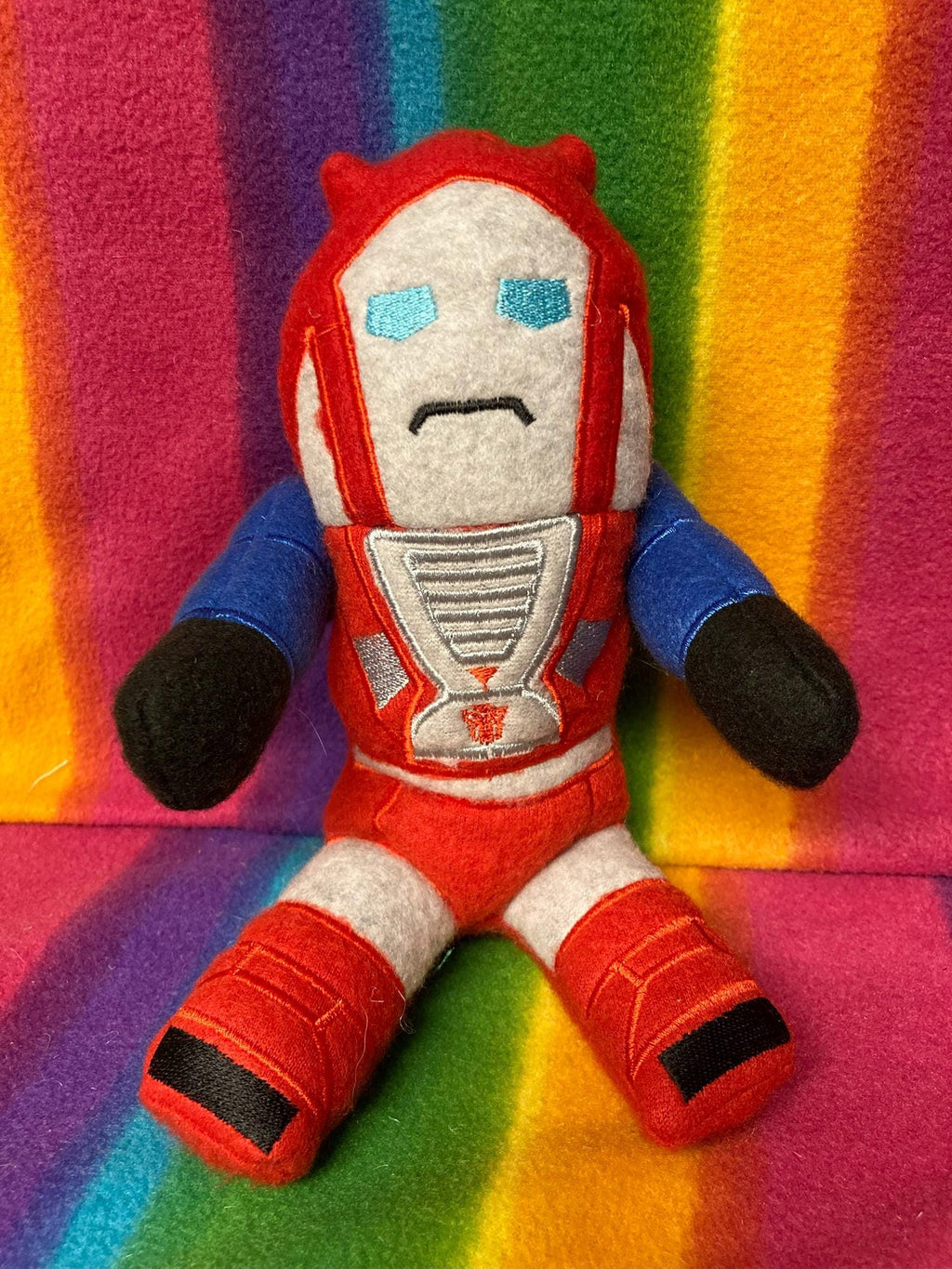 TF G1 Minibots Bumblebee Beachcomber Seaspray Huffer Cosmos Brawn Powerglide Cliffjumper Gears Plush Plushie