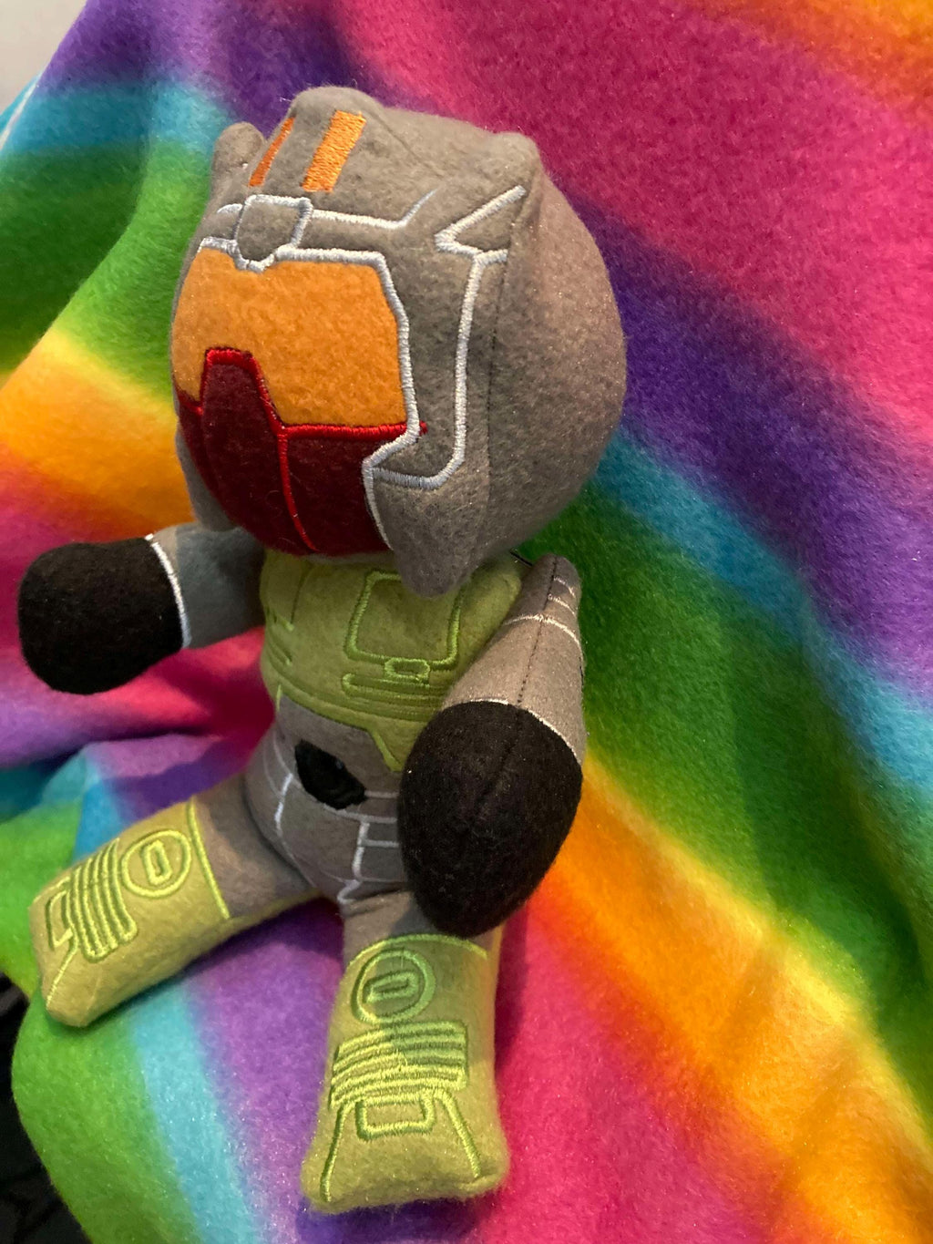TF G1 Swindle and Combaticon Plush Toy: BittyBot Stuffed Doll (9"/15")