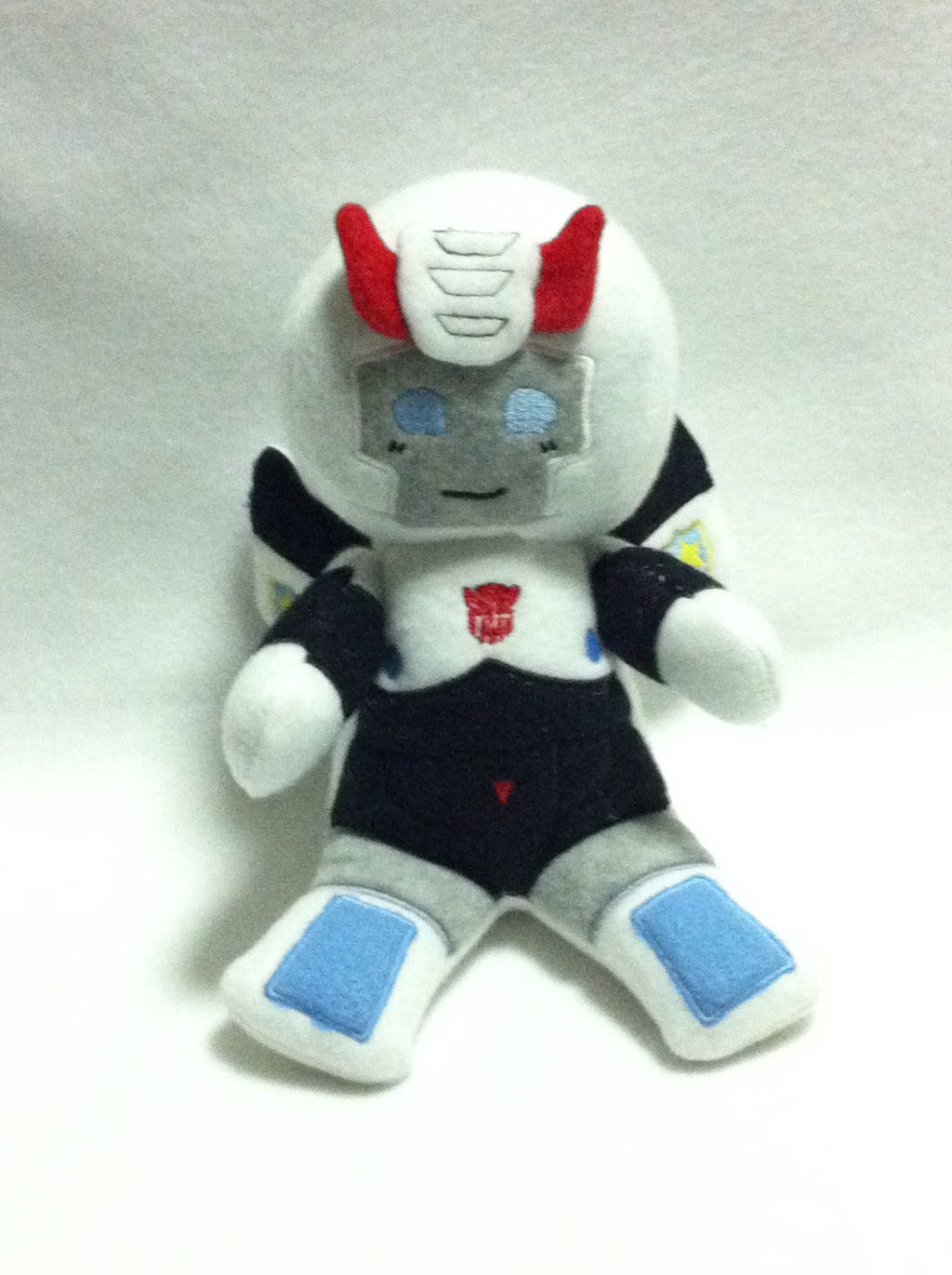 Prowl Bluestreak Smokescreen TF G1 Lost Light MTMTE Plush Plushie BittyBot Toy from Mythfits